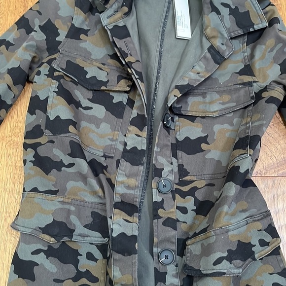 NWT L’AGENCE Women’s Cromwell/Camo Print Jacket Size S - Picture 6 of 10